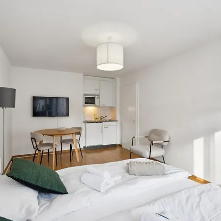 City-studio - Sweet And Modest - Crown 14 Apartment *