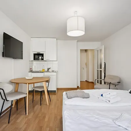 Apartment - Crown 32 *