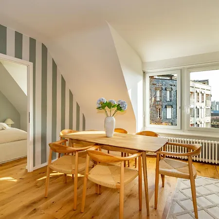 Vertical Suite - Zuerich *