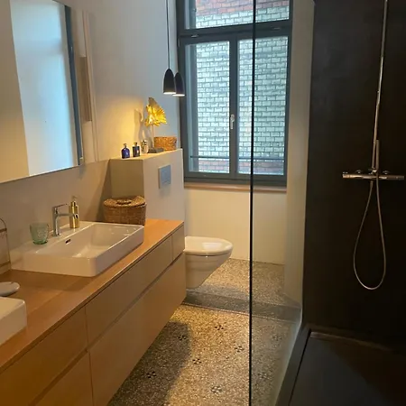Apartment Exclusive Next To Main Station