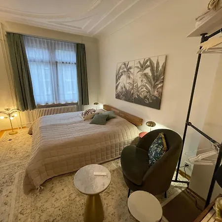Apartment Exclusive Next To Main Station