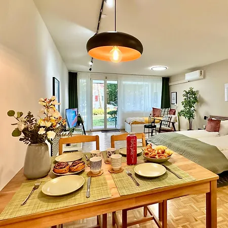 Apartment Alpine With Ac, Garden Terrace And Much Privacy *