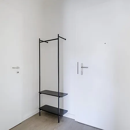 Apartment Charming In 4 Zurich