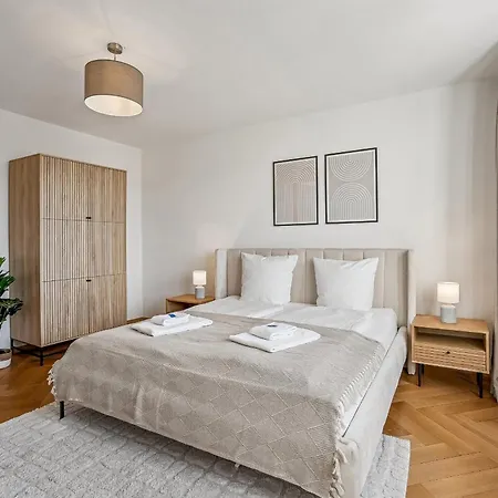 Exclusive Feel-good Oasis In Art Nouveau Style! - Sophia 1 Apartment Zurich