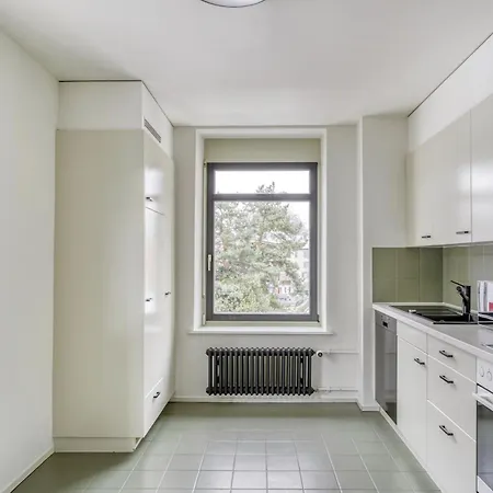 Charming In 4 Apartment Zurich