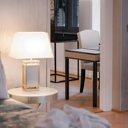 Hotel Mews House