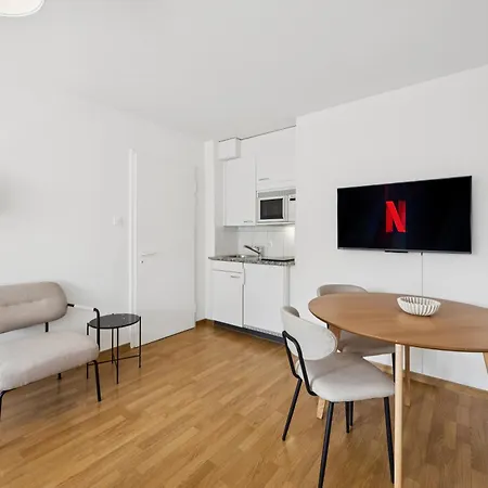 Apartment Very Centrally Located - Crown 15