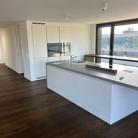 Apartment Penthouse Mit Whirlpool & Riesenterrasse *