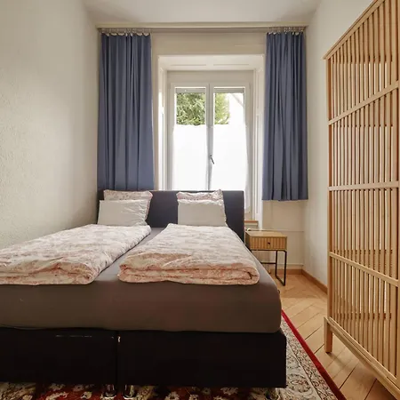 Stilvolles Im Zuercher Trendquartier Apartment