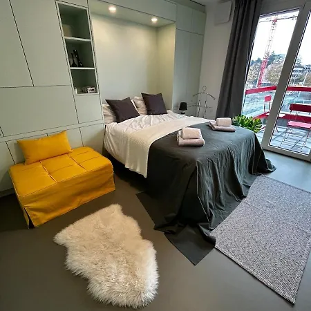 Urban Premium Living *