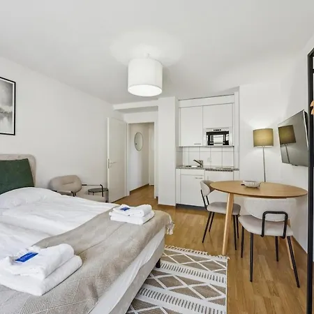 Apartment Wifi, Smart Tv, Centre, Queen Bed - Cr 18 *