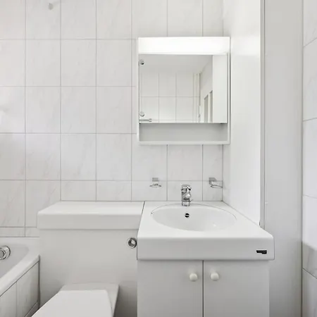 Apartment Very Centrally Located - Crown 15 *
