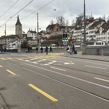 2 In Center Of Hb Station Apartment Zurich