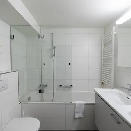 Apartment Awesome 2br Flat Near And Center - Sf16 *
