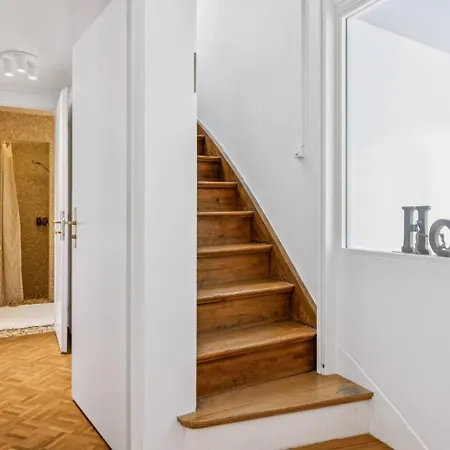 Apartment Old Town Penthouse Rooftop Terrace Ac Zurich