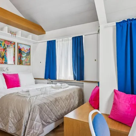 Apartment Old Town Penthouse Rooftop Terrace Ac *