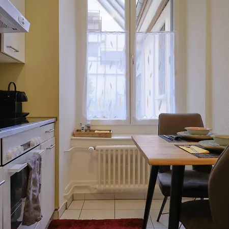 Stilvolles Im Zuercher Trendquartier Apartment