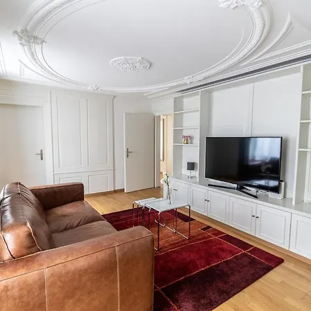Awesome 2br Flat Near And Center - Sf16 Apartment *