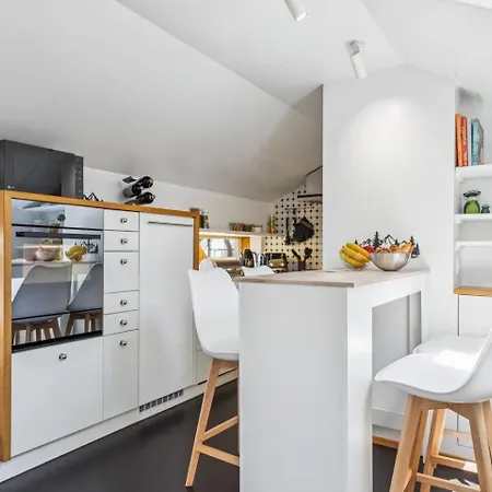 Apartment Old Town Penthouse Rooftop Terrace Ac