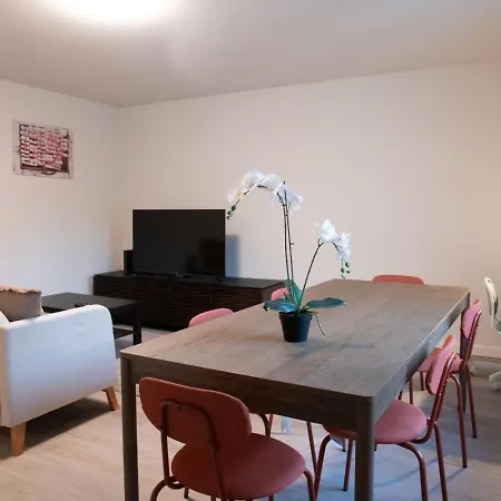The Line In Oerlikon Apartment