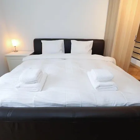 Steps From Sihlcity Free Parking Dining And Transit Apartment *