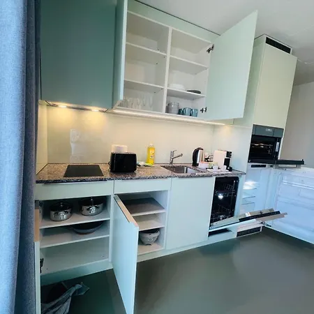 Modern Living, Luxe Apartment *