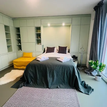 Modern Living, Luxe Zurich