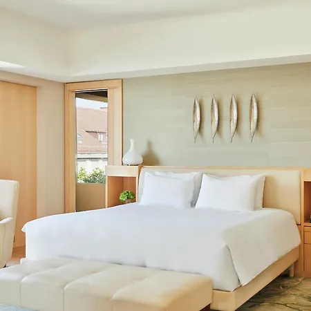 Park Hyatt – Center Luxury Hotel Zürich