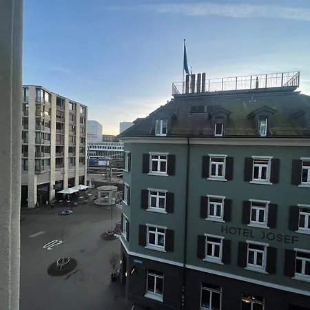 Exclusive Next To Main Station Apartment