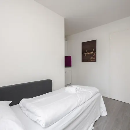 Apartment Delta - Bertastrasse - Self Check-in Zurich