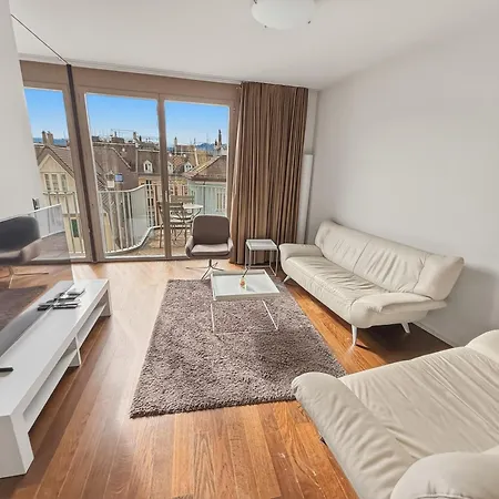 Comfortable 1br Flat At Great Location - Baron 44 Apartment *