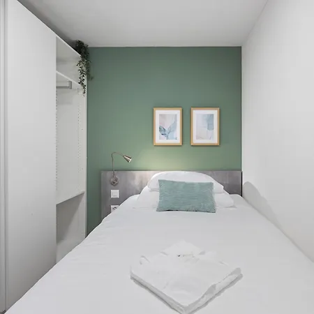 Aparthotel Stayy Nº7 & - Premium 24h Self Check-in 3*
