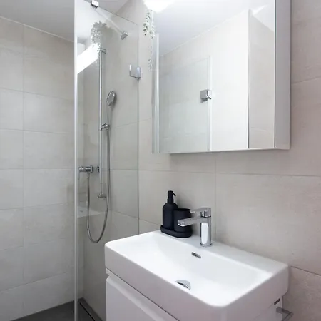 Aparthotel Stayy Nº7 & - Premium 24h Self Check-in 3*
