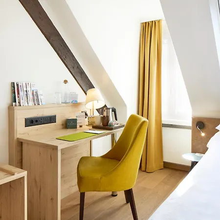 Hotel Platzhirsch - Downtown Boutique & Sushi Lounge