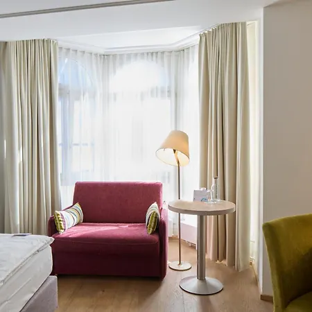 Platzhirsch - Downtown Boutique & Sushi Lounge 3* Zurich