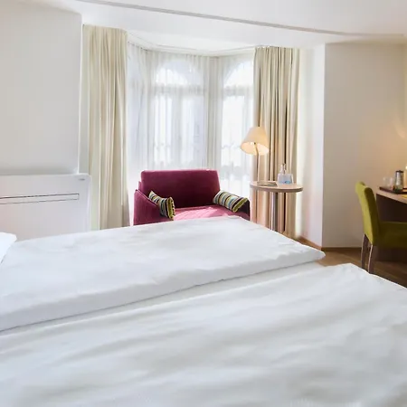Hotel Platzhirsch - Downtown Boutique & Sushi Lounge 3*
