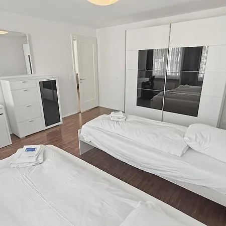 Amazing 2br Near - Flower 33 Apartment
