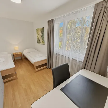 Apartment Beautiful, Quite And Very 2 Bedroom Flat Zürich