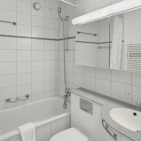 Bright And Quiet In The Center - Sky11 Apartment Zurich
