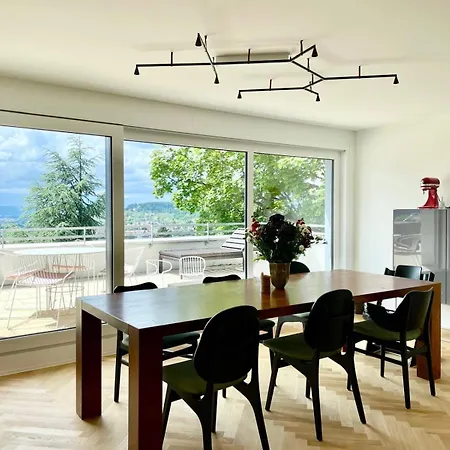 Apartment Luxury, Quiet Flat Overlooking