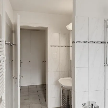2 Bedroom Near And Centre - D5 * Zurich