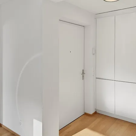 Apartment 1br With Balcony - West 13 *
