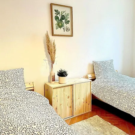 Elegant Seefeld - Walk To And Center Apartment *