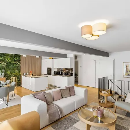Oldtown Penthouse Maisonette Ac Privaterooftop