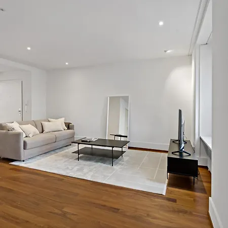 Apartment Newly Renovated Next To With Private Terrace Zürich