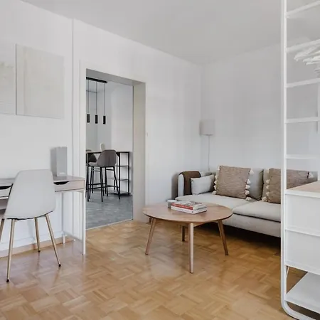 Hazel Suite - Kreis 4 Apartment
