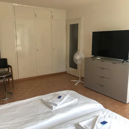 Apartment Big Center, Quite - Marble 4 *