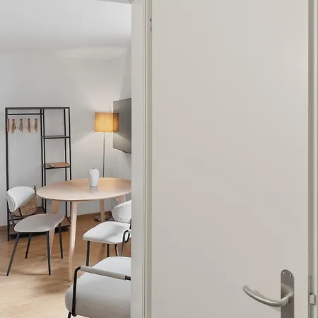 Apartment Cozy In The Heart Of - Stork 32 *