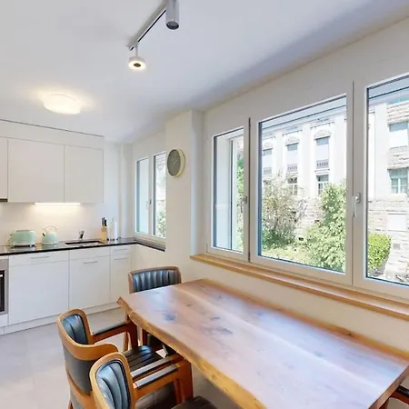 Apartment Big With Balcony - Sun 14 *