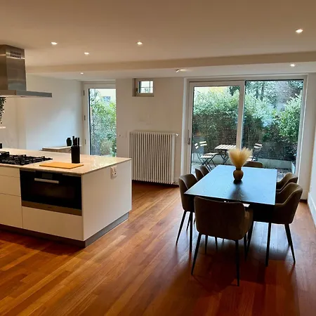 Apartment Newly Renovated Next To With Private Terrace